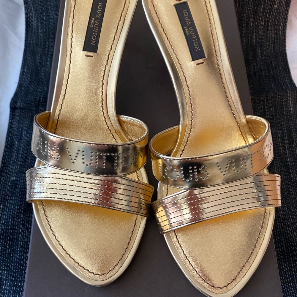 Auth! Louis Vuitton mules